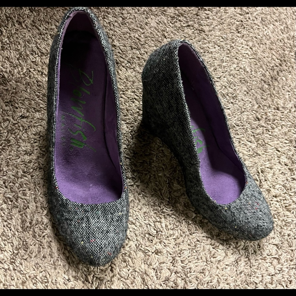 Blowfish wedges. EUC. Size 9